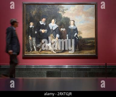 The National Gallery, Londres, Royaume-Uni. 27 septembre 2023. Le Credit Suisse Exhibition : Frans Hals se déroule du 30 septembre 2023-21 janvier 2024, la plus grande exposition des peintures d'artistes depuis plus de 30 ans et comprend des portraits épiques de grand groupe par l'artiste doué de l'âge d'or néerlandais sur prêt rare des pays-Bas. Crédit : Malcolm Park/Alamy Live News Banque D'Images