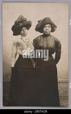 Carte postale photographique des grandes nièces de Harriet Tubman, Eva et Alida Stewart ca. 1910-1914 Banque D'Images