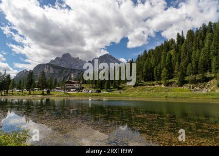 Lac d'Antorno, Dolomites de Belluno, Auronzo di Cadore, district de Belluno, Vénétie, Italie, Europe Banque D'Images