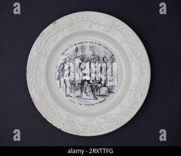 Assiette avec illustration de la cabine de l'oncle Tom après 1852 Banque D'Images