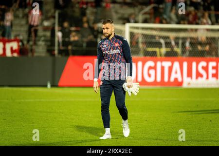 Aalborg, Danemark. 26 septembre 2023. Le gardien Josip Posavec d'Aalborg BK vu après le match Oddset Pokalen entre Aalborg BK et FC Fredericia à Aalborg Portland Park à Aalborg. (Crédit photo : Gonzales photo - Balazs Popal). Banque D'Images
