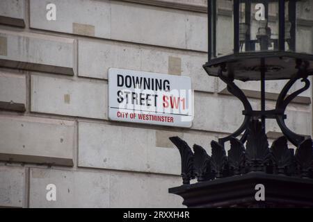 Londres, Royaume-Uni. 24 septembre 2023. Détail du panneau Downing Street à Westminster. Banque D'Images