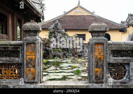 Jardin d'agrément dans la résidence de la reine-mère impériale, Cité impériale de Huế, Vietnam Banque D'Images