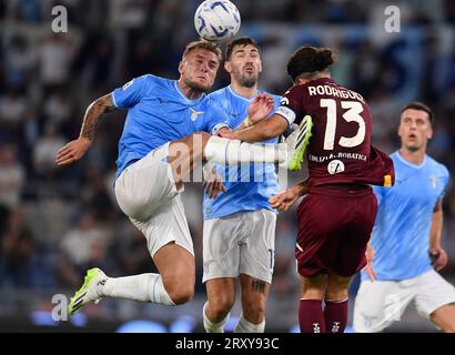 Rome (Italie), 27 septembre 2023. Ciro immobile du SS Lazio et Ricardo Rodríguez du Torino Calcio lors du match de Serie A entre le SS Lazio et le Torino FC au stade Olimpico de Rome (Italie), le 27 septembre 2023. Crédit : Insidefoto di andrea staccioli/Alamy Live News Banque D'Images