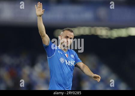 Stanislav Lobotka, le milieu de terrain slovaque du SSC Napoli, célèbre la victoire après le match de Serie A entre le SSC Napoli et l'Udinese Calcio au stade Diego Armando Maradona de Naples le 27 septembre 2023. Banque D'Images