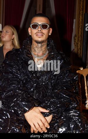 Paris, France. 27 septembre 2023. Greg Yega assiste au défilé Vel Yurchenko et Belle Togs par Paris FASHION WEEK STUDIO le 27 septembre 2023 à l'hôtel Westin Paris Vendôme à Paris, France. Crédit : Bernard Menigault/Alamy Live News Banque D'Images