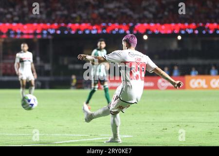 Gabriel de Coritiba lors du match contre le São Paulo FC dans le match retardé du 22e tour du Championnat brésilien, au Stade Cícero Pompeo de Toledo, dans le quartier Morumbi, zone sud de São Paulo, ce mercredi 27 septembre 2023. (Photo : Marina Uezima/Brazil photo Press) Banque D'Images