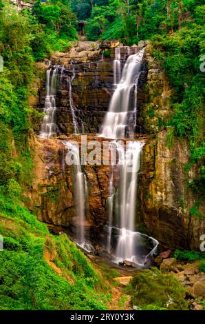 Les célèbres chutes de Ramboda dans la région de Pussellawa, Sri Lanka (Ceylan) Banque D'Images