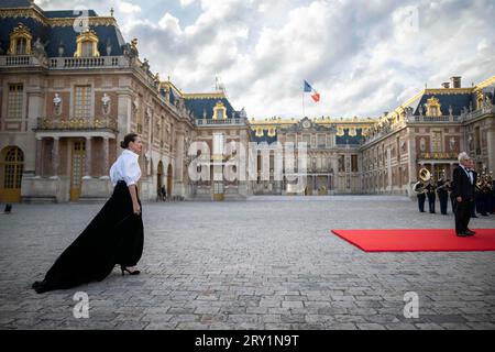 Carole bouquet au banquet d'État au château de Versailles, près de Paris, France, le 20 septembre 2023, le premier jour d'une visite d'État en France. Photo Eliot Blondet/ABACAPRESS.COM Banque D'Images