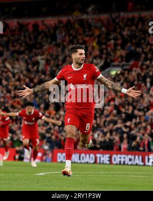 Liverpool, Angleterre, 27 septembre 2023. Dominik Szoboszlai, de Liverpool, célèbre avoir marqué le deuxième but de Liverpools pour atteindre 2-1 lors du match de la Carabao Cup à Anfield, Liverpool. Le crédit photo devrait se lire : Gary Oakley / Sportimage Banque D'Images