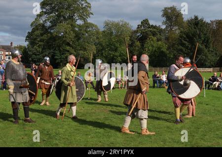 Wirhalh Skip Felagr Vikings au festival Thelwall 1100 Years du 9 au 24 septembre 2023 Journée de l'histoire et du patrimoine, Warrington, Cheshire, Angleterre, WA4 2SU Banque D'Images