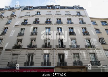 France, Paris, 75, 13e arrondissement, façade de bâtiment. Banque D'Images