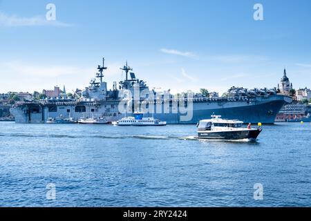 Le porte-avions américain USS Kearsarge à Stockholm, Suède Harbour pour les exercices militaires de l'OTAN. Photo : Rob Watkins Banque D'Images