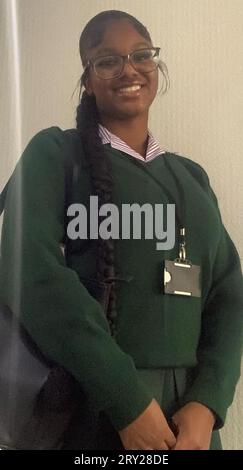 Photo non datée publiée par la police métropolitaine d'Elianne ANDAM, 15 ans, poignardée à mort mercredi matin à Croydon, au sud de Londres. Date de la photo : jeudi 28 septembre 2023. Banque D'Images