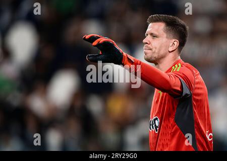 Wojciech Szczesny de la Juventus FC fait des gestes lors du match de football Serie A entre la Juventus FC et l'US Lecce. Banque D'Images