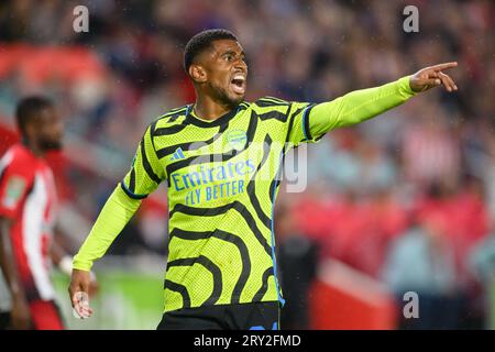 27 septembre 2023 - Brentford - EFL Cup - Gtech Community Stadium Reiss Nelson d'Arsenal lors du match contre Brentford. Photo : Mark pain / Alamy Live News Banque D'Images