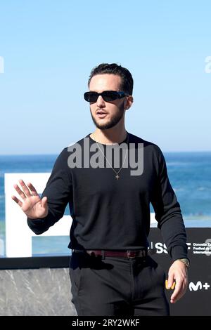 SAN SEBASTIAN, ESPAGNE - 23 SEPTEMBRE : C.Tangana au Photocall '' Esta ambition Desmedida'' lors du 71e Festival International du film de San Sebastian à Kursaal le 28 septembre 2023 à San Sebastian, Espagne. (Photo COOLMedia/NurPhoto) crédit : NurPhoto SRL/Alamy Live News Banque D'Images