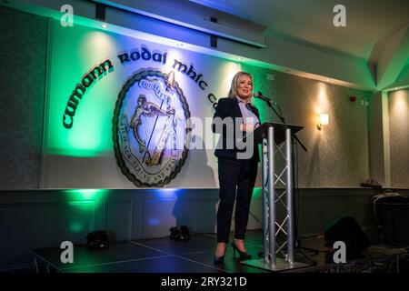 La première ministre élue, Michelle O'Neill, s'exprimant lors du lancement officiel du Roddy McCorley Republican Heritage Centre à Belfast. Date de la photo : jeudi 28 septembre 2023. Banque D'Images