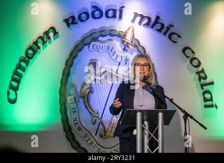 La première ministre élue, Michelle O'Neill, s'exprimant lors du lancement officiel du Roddy McCorley Republican Heritage Centre à Belfast. Date de la photo : jeudi 28 septembre 2023. Banque D'Images