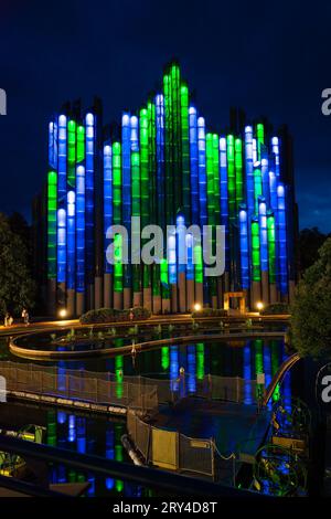 Poitiers, France - 14 août 2023 : le Futuroscope est un parc à thème en France qui traite des technologies médiatiques du futur. Il est situé dans C Banque D'Images