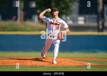 Blansko, Tsjechie. 28 septembre 2023. BLANSKO, TCHÈQUE - 28 SEPTEMBRE : Niklas Rimmel d'Allemagne lors du quart de finale entre l'Allemagne et la France du Championnat d'Europe de Baseball au Strawberry Field le 28 septembre 2023 à Blansko Czech Credit : Orange pics BV/Alamy Live News Banque D'Images