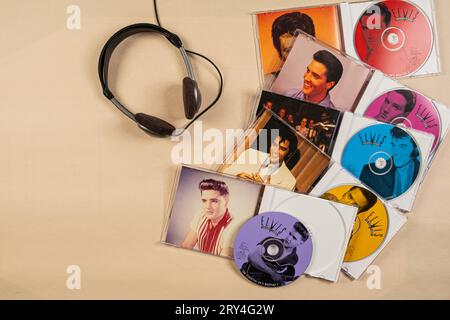 Flat Lay of Elvis Presley Music Set Banque D'Images