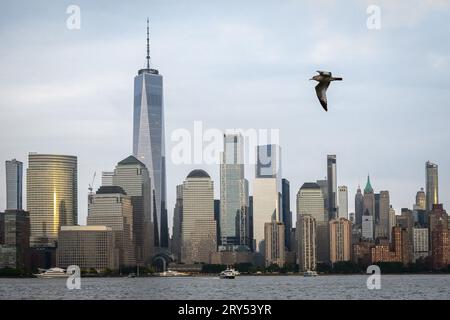 New York, États-Unis, 28 septembre 2023 - vue de la Skyline du bas Manhattan depuis Hoboken, New Jersey. Crédit : Enrique Shore/Alamy stock photos Banque D'Images