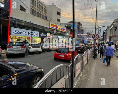 Photos exclusives de la route de brigade à Bengaluru Banque D'Images