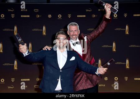 Andreas Lechner und Sebastian Pufpaff BEI der Verleihung des Deutschen Fernsehpreises 2023 in den MMC Studios. Köln, 28.09.2023 *** Andreas Lechner et Sebastian Pufpaff à la cérémonie des German Television Awards 2023 aux studios MMC Cologne, 28 09 2023 Foto:XF.xKernx/xFuturexImagex fernsehpreis 3957 Banque D'Images