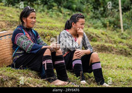 Peuple de la tribu traditionnelle à Sapa au Vietnam Banque D'Images