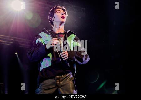 Italie 28 septembre 2023 B.I - le rappeur k-pop Kim Han-bin Love or Die Europe Tour - live au club Alcatraz à Milan © Andrea Ripamonti / Alamy Banque D'Images