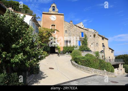 Le village viticole de Rasteau dans le Vaucluse, France Banque D'Images