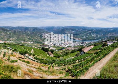 Vue panoramique sur le fleuve Douro Banque D'Images