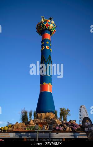 Colonne de fruits, monument, Cannstatter Volksfest, Wasen, Cannstatt, Stuttgart, Baden-Wuerttemberg, Allemagne Banque D'Images