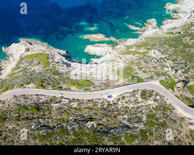 Calanches de Piana sur l'île de Corse, France. Une vue aérienne de ces impressionnantes formations rocheuses. Banque D'Images