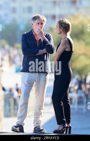 30 septembre 2023, Madrid, Madrid, Espagne : Sandrine Bonnaire, Gabriel Byrne a assisté à 'Dance First' Photocall lors du 71e Festival International du film de San Sebastian au Kursaal Palace le 30 septembre 2023 à Donostia / San Sebastian, Espagne (image de crédit : © Jack Abuin / ZUMA Press Wire) À USAGE ÉDITORIAL UNIQUEMENT! Non destiné à UN USAGE commercial ! Banque D'Images