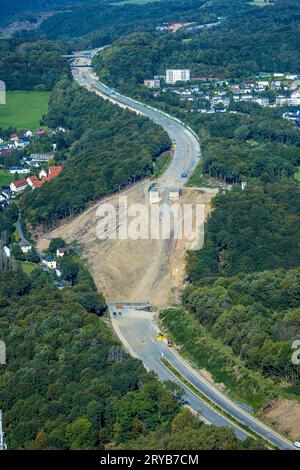 Luftbild, Abgerissene und gesprengte Talbrücke Rahmede der Autobahn A45, Baustelle für Neubau, Gevelndorf, Lüdenscheid, Sauerland, Nordrhein-Westfalen, Deutschland ACHTUNGxMINDESTHONORARx60xEURO *** vue aérienne, démolie et détruit viaduc Rahmede de l'autoroute A45, chantier de construction pour nouvelle construction, Gevelndorf, Lüdenscheid, Sauerland, Rhénanie du Nord Westphalie, Allemagne ATTENTIONxMINDESTHONORARx60xEURO Banque D'Images