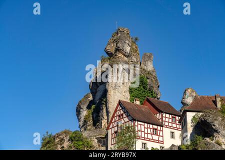 Tüchersfeld in der Fränkischen Schweiz, Stadt Pottenstein, Bayern, Deutschland | Tüchersfeld en Suisse franconienne, Pottenstein, Bavière, Allemand Banque D'Images