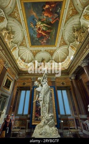 Exposition absolument époustouflante et intérieur de Villa Borghese, Rome, Italie Banque D'Images