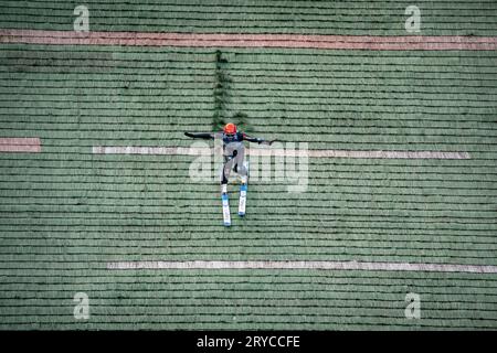 Hinzenbach, Autriche. 30 septembre 2023. Grand Prix d'été FIS Skisprung se déroulant sur la colline de saut à ski près d'Eferding, Germanys Stephan Leyhe ©Andreas Stroh / Alamy Live News Banque D'Images