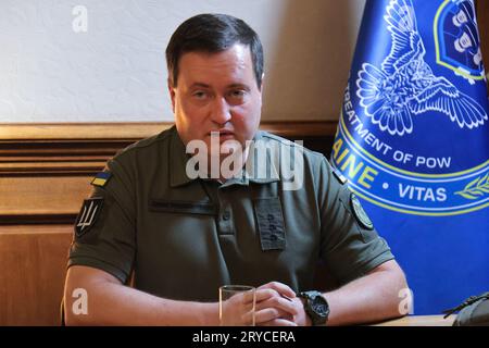 KIEV, UKRAINE - 30 SEPTEMBRE 2023 - le représentant du renseignement de défense de l'Ukraine Andrii Yusov assiste à la conférence de presse sur le Barynia sp Banque D'Images