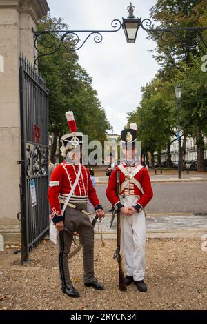 Londres, Royaume-Uni. 30 septembre 2023. Festival d'histoire de Chelsea avec les romains, les saxons et les amateurs de Waterloo. Des groupes de reconstitution représentant les Saxons, les Romains et Waterloo Unvered, un organisme de bienfaisance qui soutient les soins aux vétérans par le biais de l'archéologie du champ de bataille de Waterloo, ont assisté. Crédit : Peter Hogan/Alamy Live News Banque D'Images