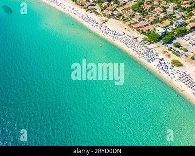 Drone aérien vue panoramique de la plage de Solanas dans la province de Sinnai en Sardaigne, Italie Banque D'Images