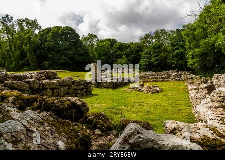 Vestiges de DIN Lligwy, ou ancien village de DIN Llugwy, près de Moelfre, Anglesey, pays de Galles du Nord, Royaume-Uni, paysage. Banque D'Images