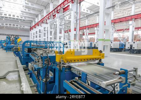 Installation pour la fabrication de réfrigérateurs Banque D'Images