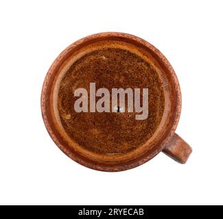 Tasse en céramique de café turc sur blanc Banque D'Images