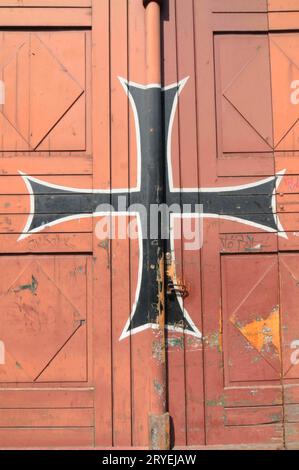 Signe d'ordre teutonique sur une porte Banque D'Images