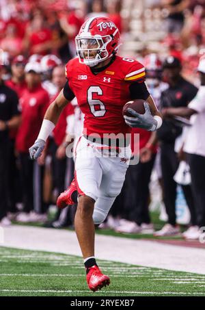 College Park, États-Unis. 30 septembre 2023. COLLEGE PARK, MD - 30 SEPTEMBRE : lors d'un match de football Big Ten entre les Terrapins du Maryland et les Hoosiers de l'Indiana, le 30 septembre 2023, au SECU Field, à College Park, Maryland. (Photo de Tony Quinn/SipaUSA) crédit : SIPA USA/Alamy Live News Banque D'Images