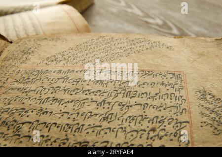 Livre arabe ancien Banque D'Images