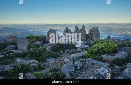 Dolarite Rock au sommet du Mont Wellington, Mt Kunanyi surplombant Hobart Tasmanie. Banque D'Images